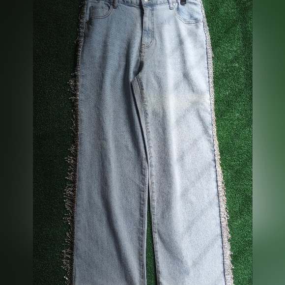 AKIRA CRYSTAL FRINGED JEANS - Picture 5 of 16
